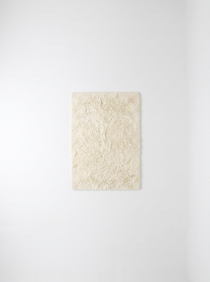 White Gradient Rug - 140x200cm